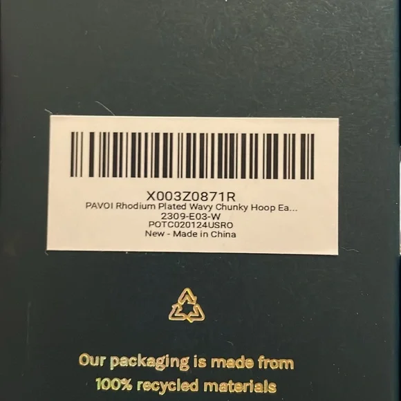 New in box small silver hoops - Picture 6 of 6